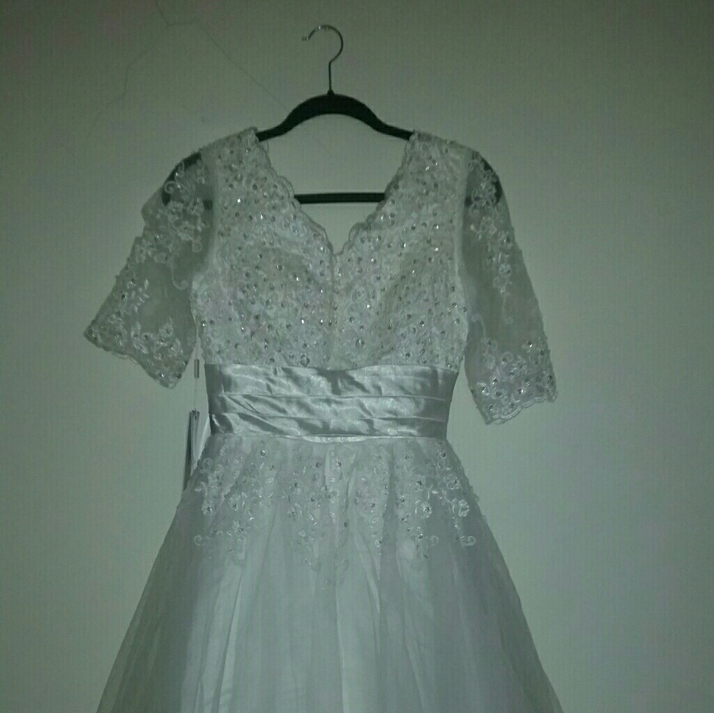 White wedding Dress